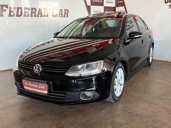 VOLKSWAGEN JETTA 2.0 COMFORTLINE FLEX 4P TIPTRONIC VOLKSWAGEN JETTA 2.0 COMFORTLINE FLEX 4P TIPTRONIC